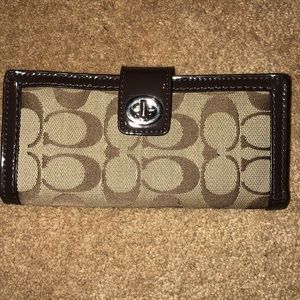 Coach wallet